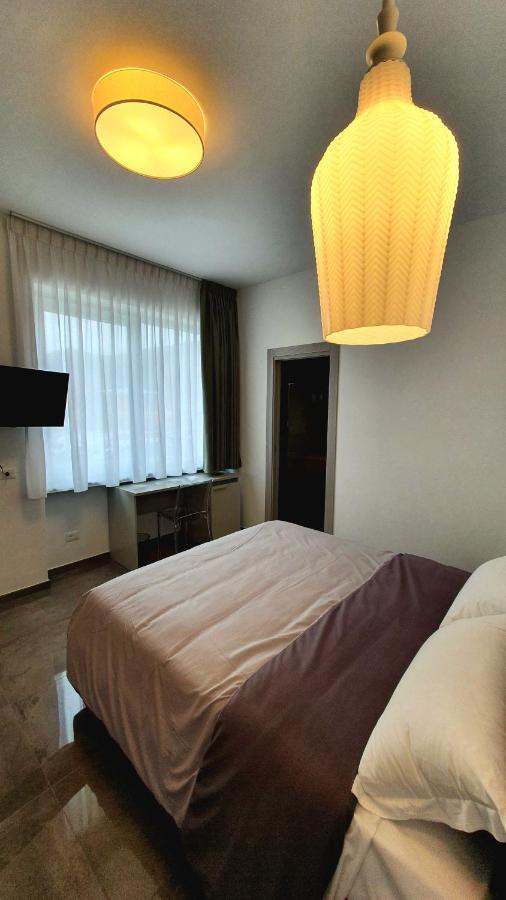 Werooms Salerno Bagian luar foto