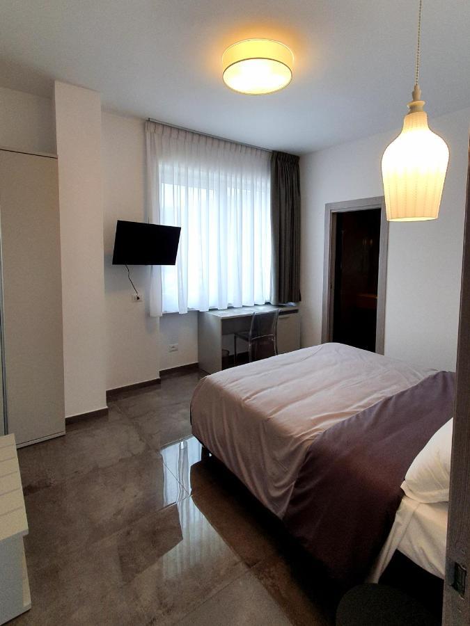 Werooms Salerno Bagian luar foto