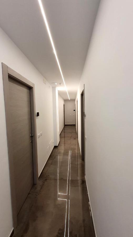 Werooms Salerno Bagian luar foto
